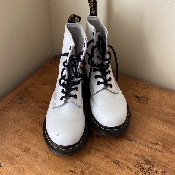 Doc martens size 6 - Picture 2 of 5